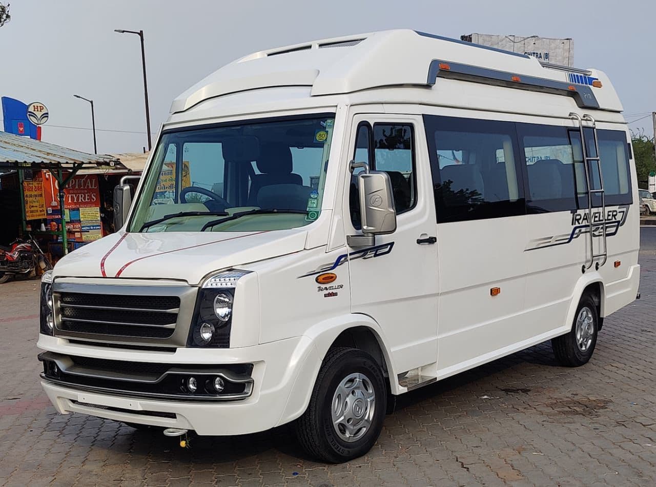 TEMPO TRAVELLER